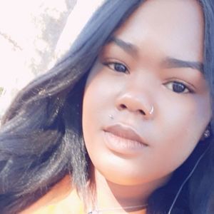 Meet your Posher, Charlette